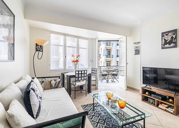 L\'Esprit Croisette Avec Balcon A Cote Du Martinez